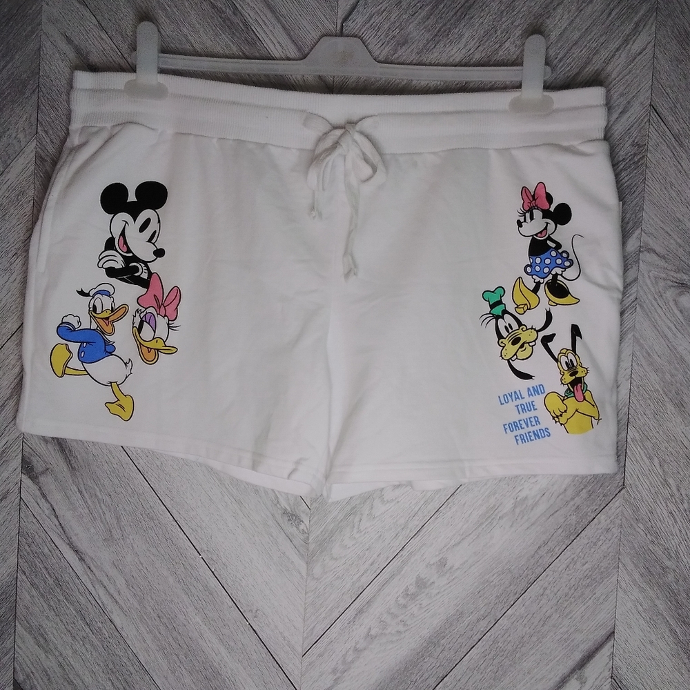 License Mickey And Friends' Juniors Graphic Shorts Sz: XXXL (21) Color: White